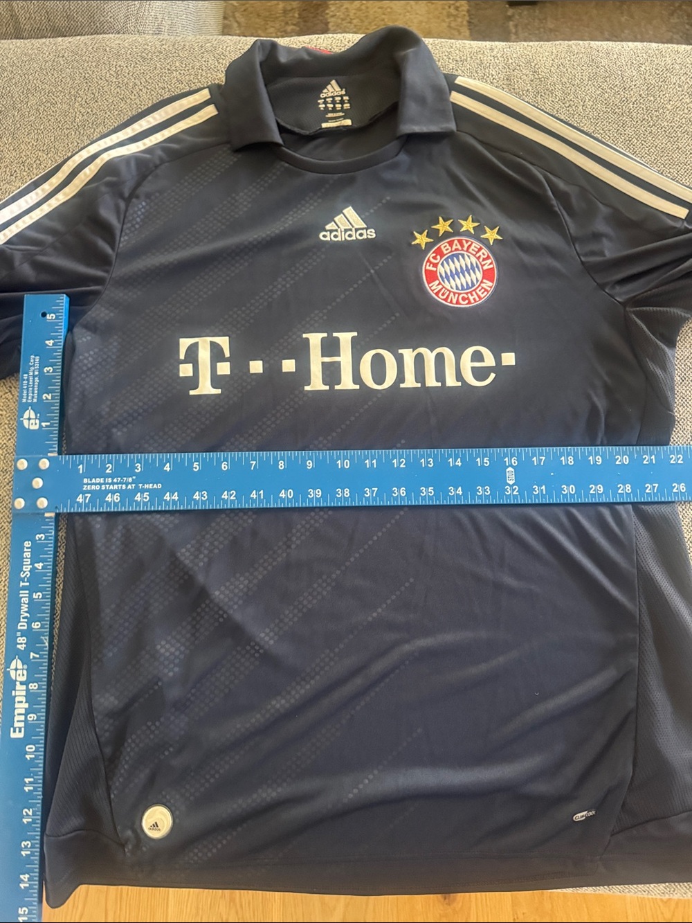 Adidas German FC Bayern Munich Soccer / Football Dark Blue Jersey - XL - Picture 11 of 11